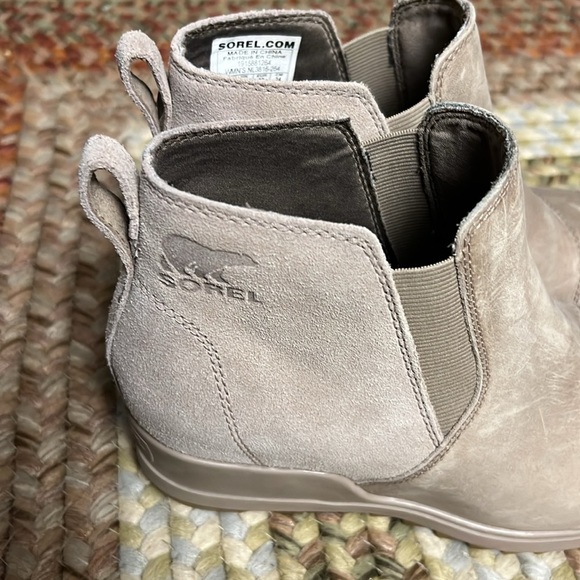 Sorel Taupe Evie Chelsea Wedge Ankle Bootie size 7 - Picture 9 of 14